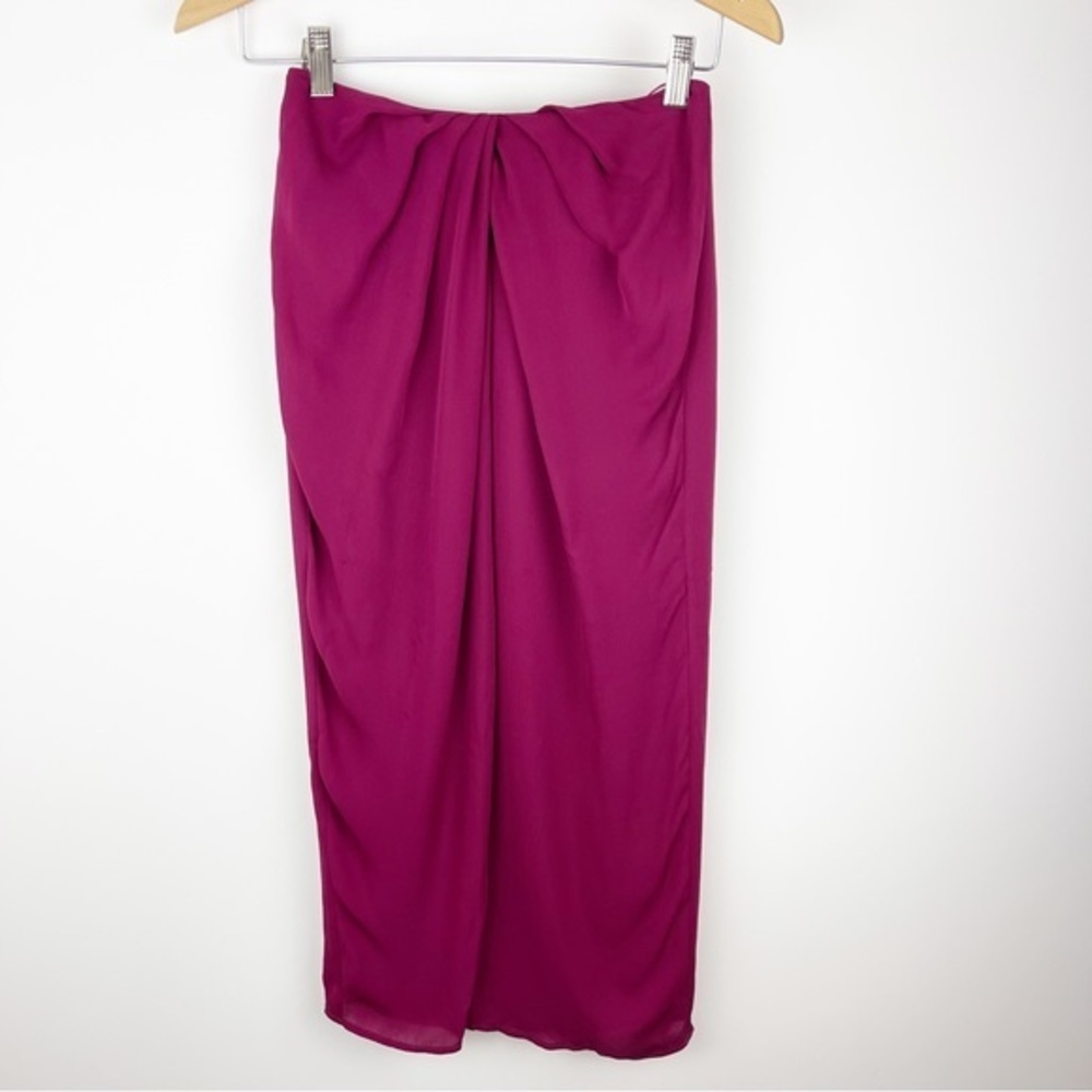 NICHOLAS 100% Silk Fuchsia Skirt- Size 2